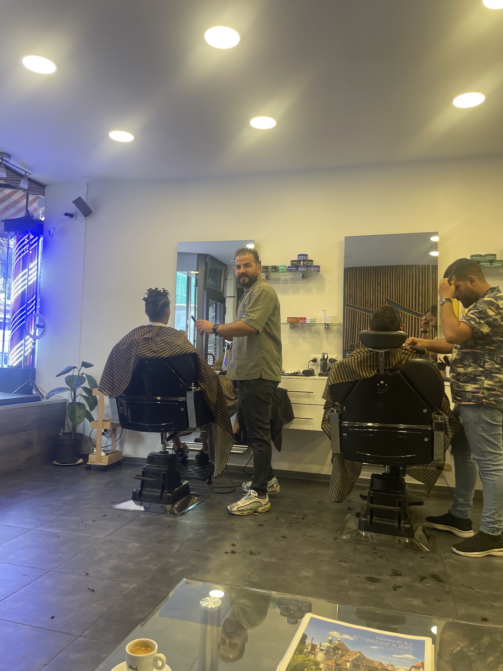 ZEUS COIFFEUR